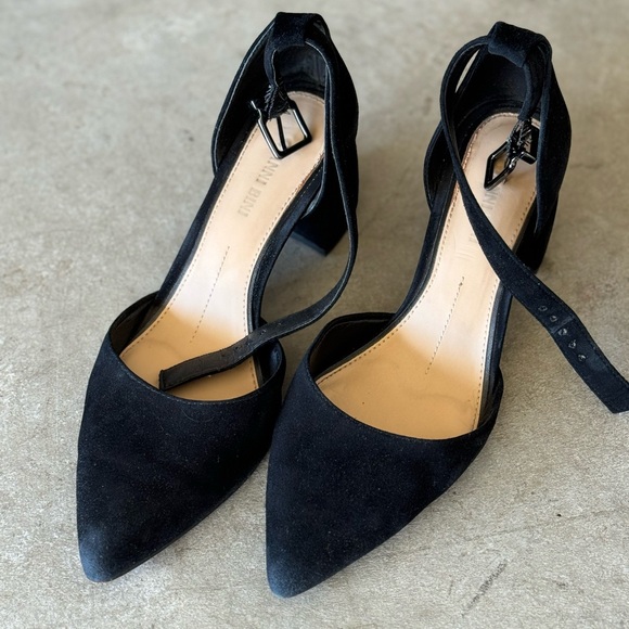 Gianni Bini Black Sandal Heels - Picture 3 of 13